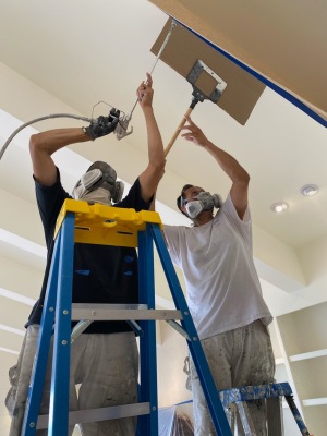 Int-men-at-work-opt